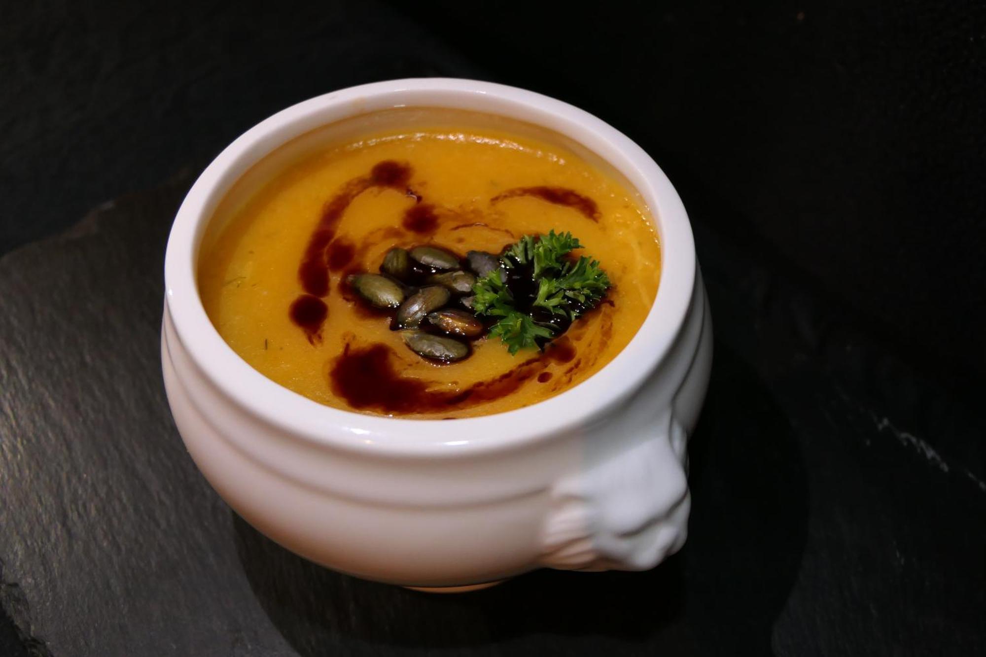 Hotel Zur Linde 멜도르프 외부 사진
