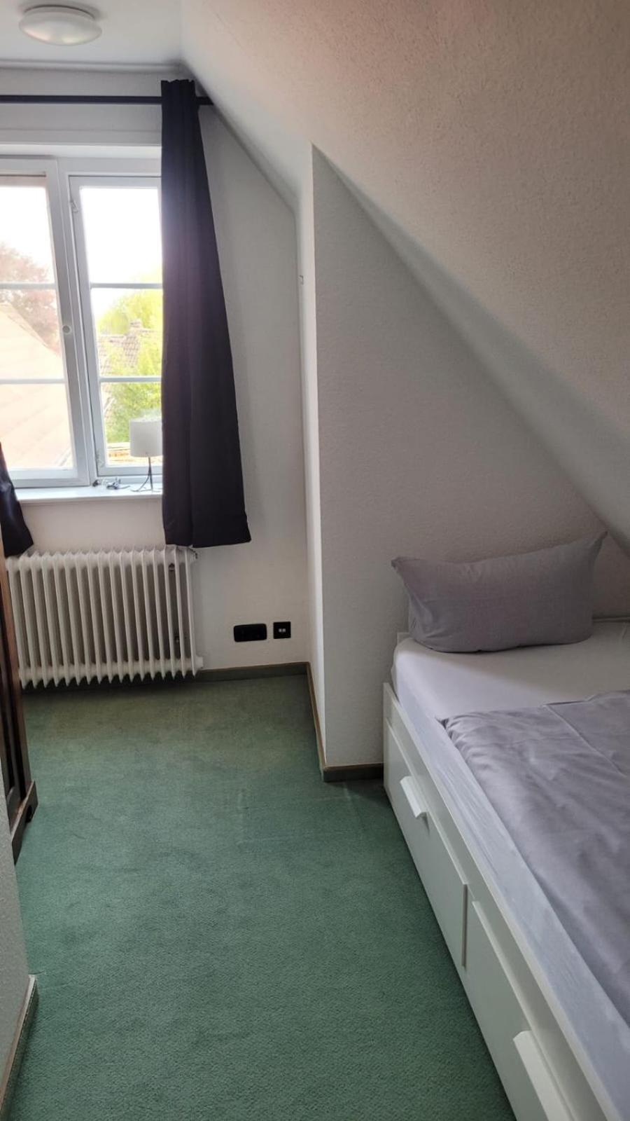 Hotel Zur Linde 멜도르프 외부 사진