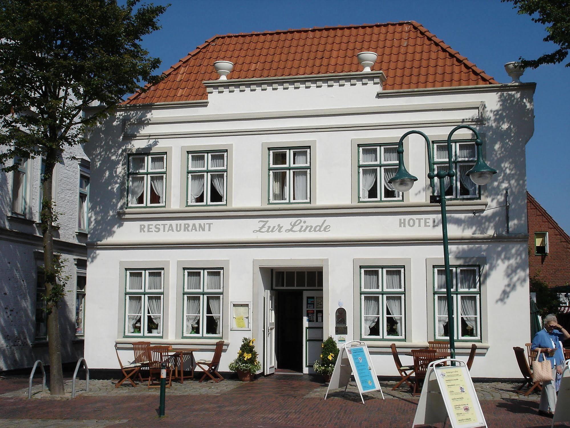 Hotel Zur Linde 멜도르프 외부 사진